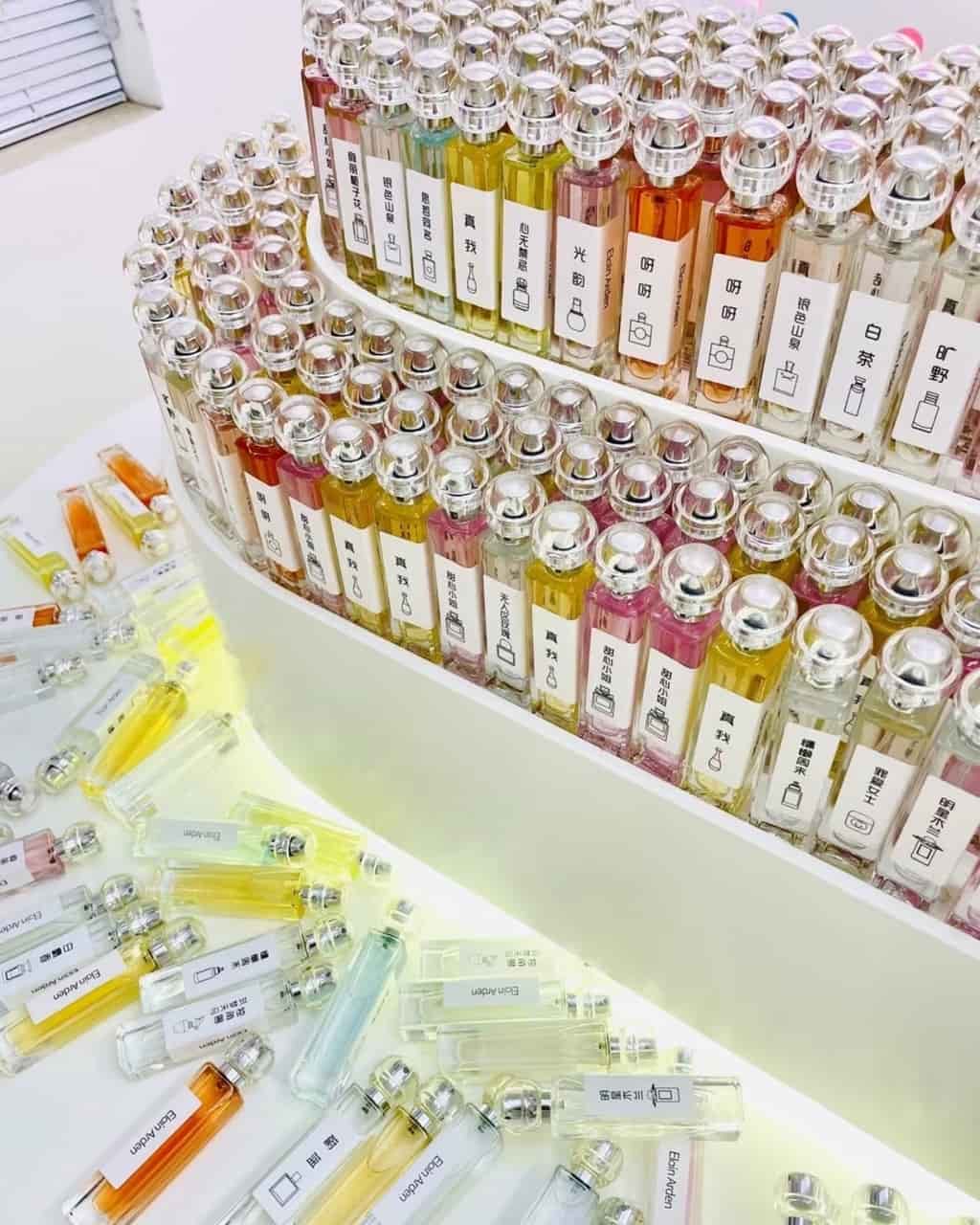 Front Label vs Back Label: Where Legal Information Should Go