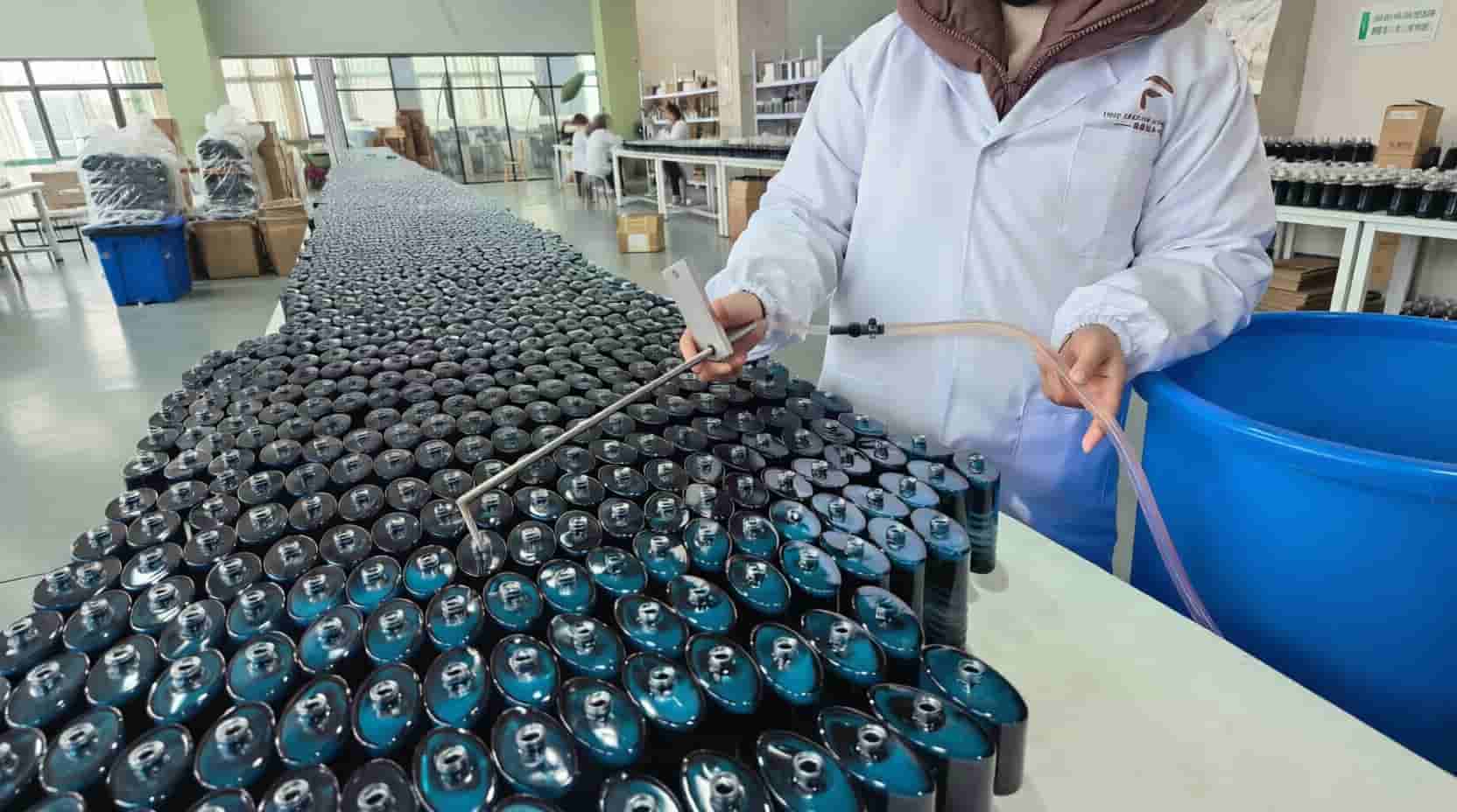 How Much Does It Cost to Manufacture Perfume? Full Breakdown for 1,000 Bottles